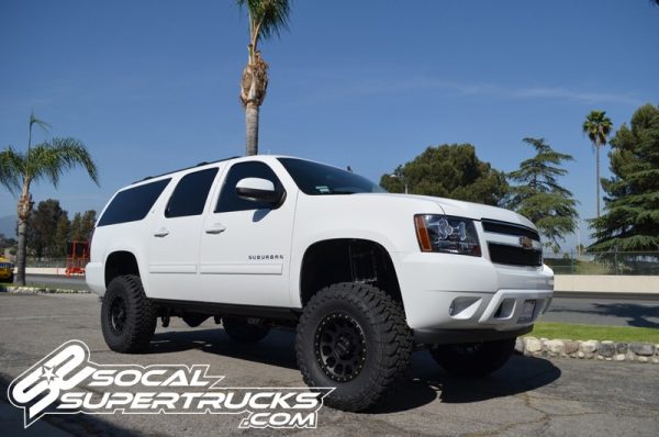 2001-2013 2500 GM SUV | 6-8" CST LIFT KIT (shown with dual shock upgrade)